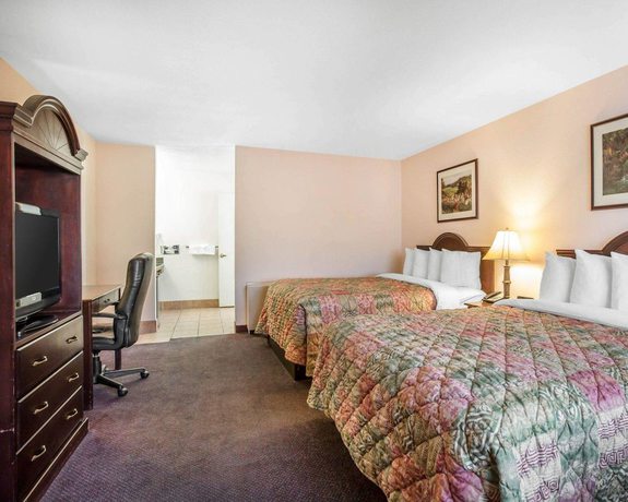 Imagen de la habitación del Hotel Quality Inn and Suites Cameron Park Shingle Springs. Foto 5