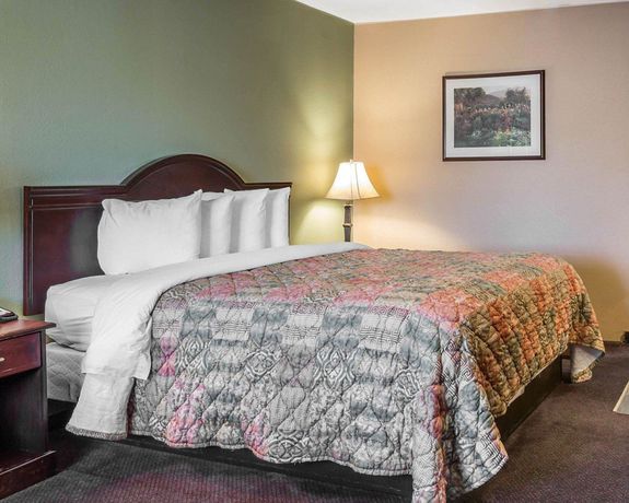 Imagen de la habitación del Hotel Quality Inn and Suites Cameron Park Shingle Springs. Foto 8
