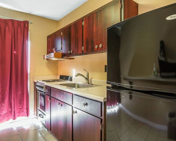 Imagen de la habitación del Hotel Quality Inn and Suites Cameron Park Shingle Springs. Foto 11