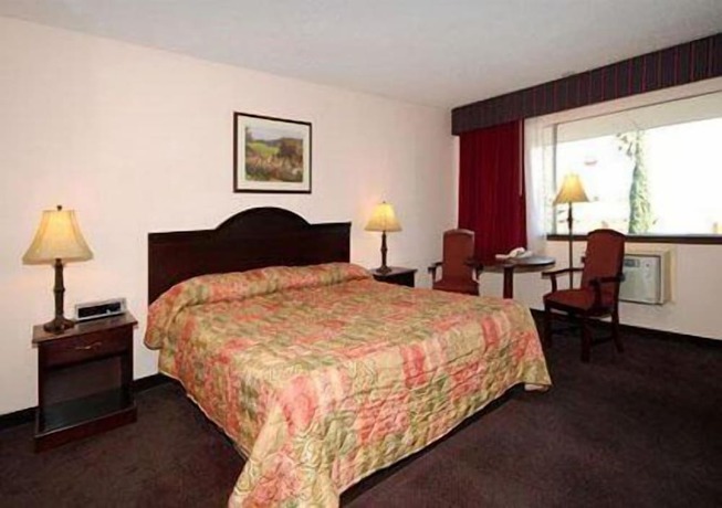 Imagen de la habitación del Hotel Quality Inn and Suites Cameron Park Shingle Springs. Foto 14