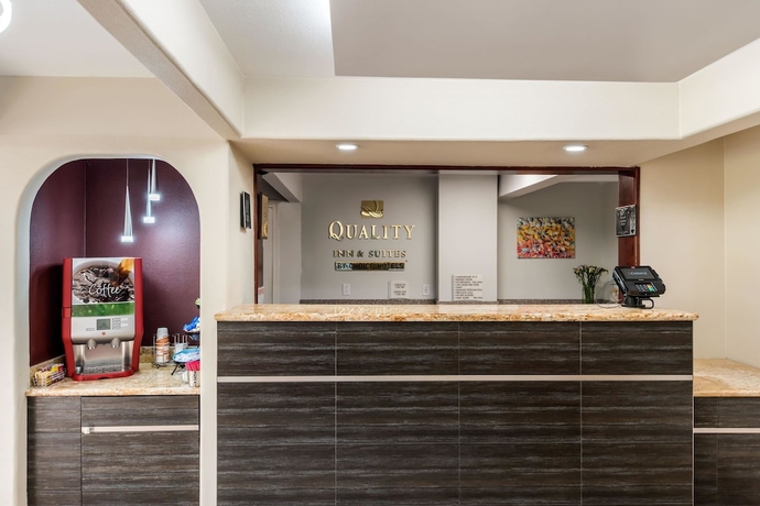 Imagen de los interiores del Hotel Quality Inn and Suites Capitola By The Sea. Foto 16
