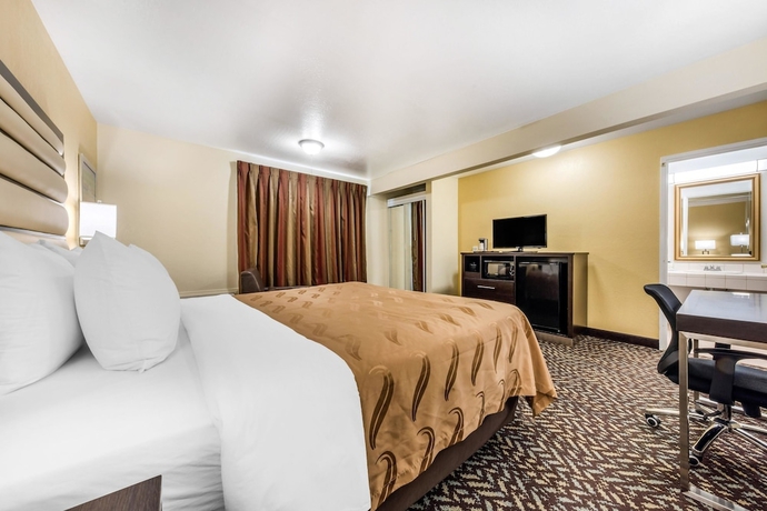 Imagen de la habitación del Hotel Quality Inn and Suites Capitola By The Sea. Foto 11