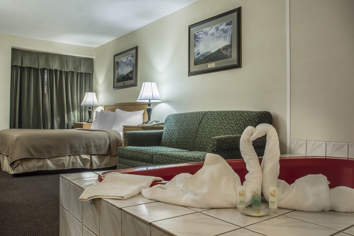 Imagen de la habitación del Hotel Quality Inn and Suites, Cataratas del Niagara. Foto 7