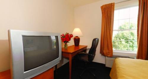 Imagen de la habitación del Hotel Quality Inn and Suites Chesterfield Village. Foto 6