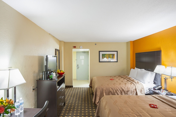 Imagen de la habitación del Hotel Quality Inn and Suites Cincinnati Downtown. Foto 10