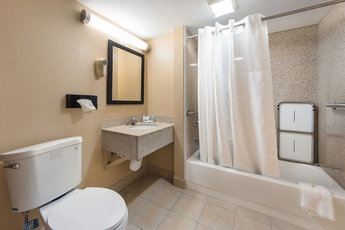 Imagen de la habitación del Hotel Quality Inn and Suites, Cincinnati. Foto 15