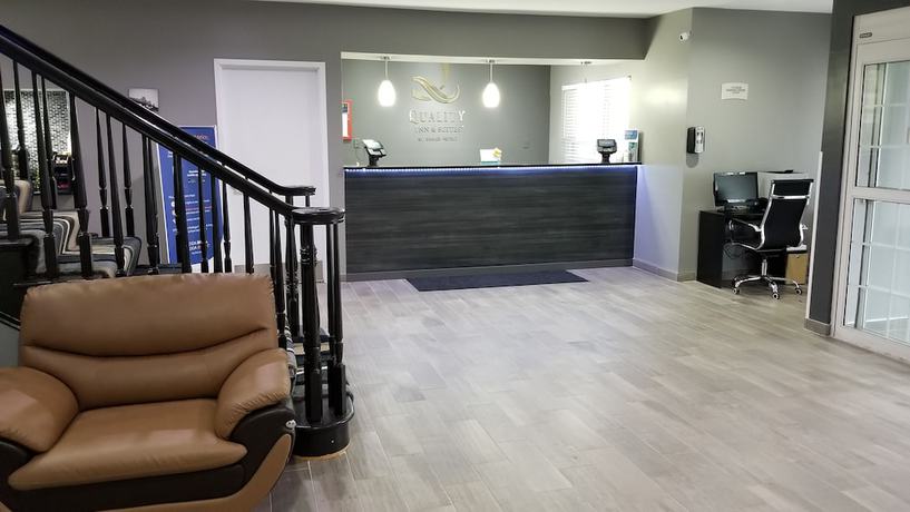 Imagen de los interiores del Hotel Quality Inn and Suites Cincinnati Sharonville. Foto 12