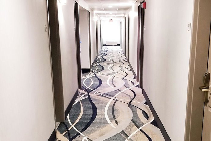 Imagen de los interiores del Hotel Quality Inn and Suites Cincinnati Sharonville. Foto 13