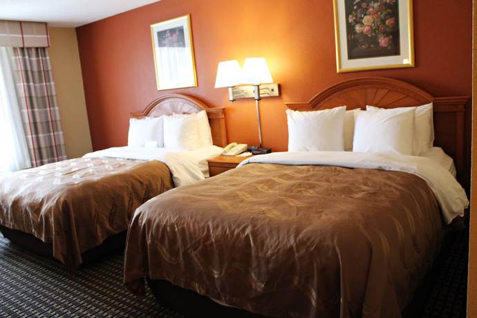 Imagen de la habitación del Hotel Quality Inn and Suites Cincinnati Sharonville. Foto 4
