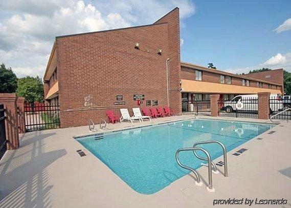 Imagen general del Hotel Quality Inn and Suites Coliseum. Foto 5