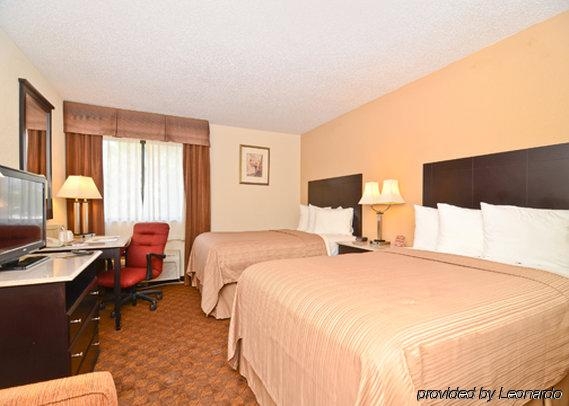 Imagen general del Hotel Quality Inn and Suites Coliseum. Foto 8
