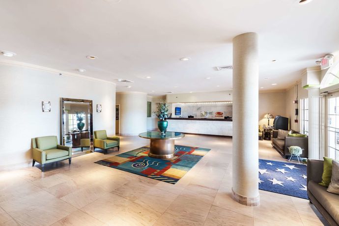 Imagen de los interiores del Hotel Quality Inn and Suites Conference Center, Winter Haven. Foto 18