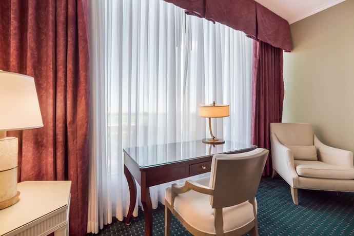Imagen de la habitación del Hotel Quality Inn and Suites Conference Center, Winter Haven. Foto 4