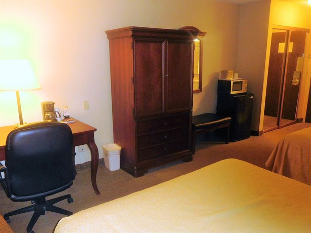 Imagen de la habitación del Hotel Quality Inn and Suites Danville. Foto 8