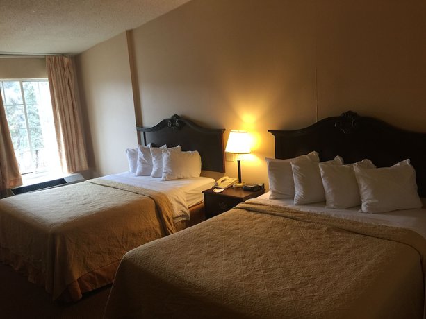 Imagen de la habitación del Hotel Quality Inn and Suites Danville. Foto 12