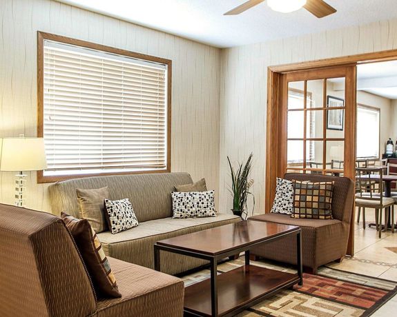 Imagen de los interiores del Hotel Quality Inn and Suites Davenport Near I-80. Foto 15