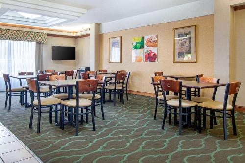 Imagen general del Hotel Quality Inn and Suites Decatur - Atlanta East. Foto 4