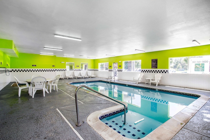 Imagen de la piscina del Hotel Quality Inn and Suites Denver Airport - Gateway Park. Foto 16