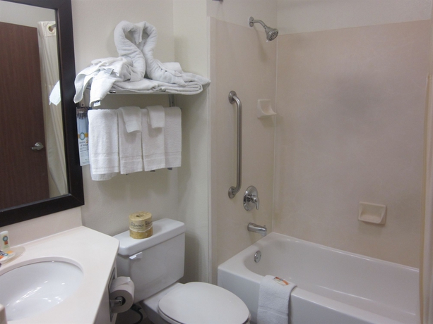 Imagen de la habitación del Hotel Quality Inn and Suites Denver International Airport. Foto 11