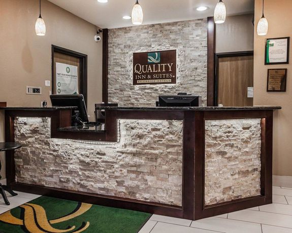 Imagen de los interiores del Hotel Quality Inn and Suites Des Moines Airport. Foto 19