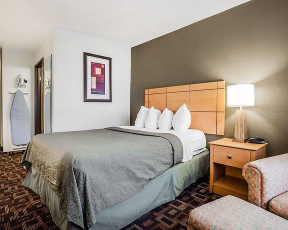 Imagen de la habitación del Hotel Quality Inn and Suites Des Moines Airport. Foto 10