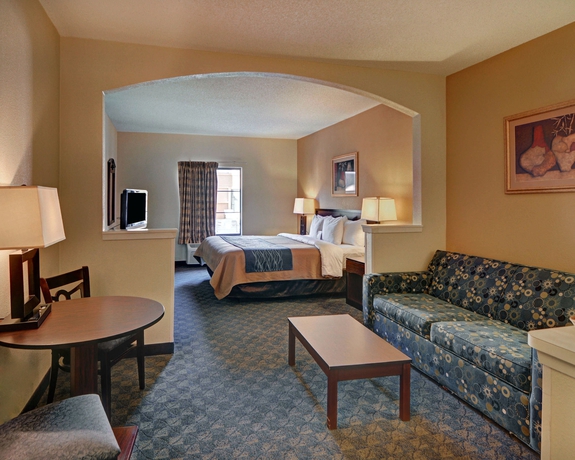 Imagen de los interiores del Hotel Quality Inn and Suites Dfw Airport South. Foto 13