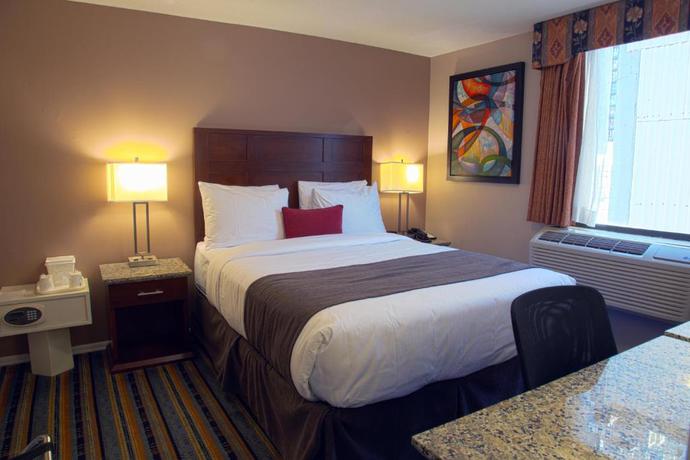 Imagen general del Hotel Quality Inn and Suites Downtown Vancouver. Foto 7