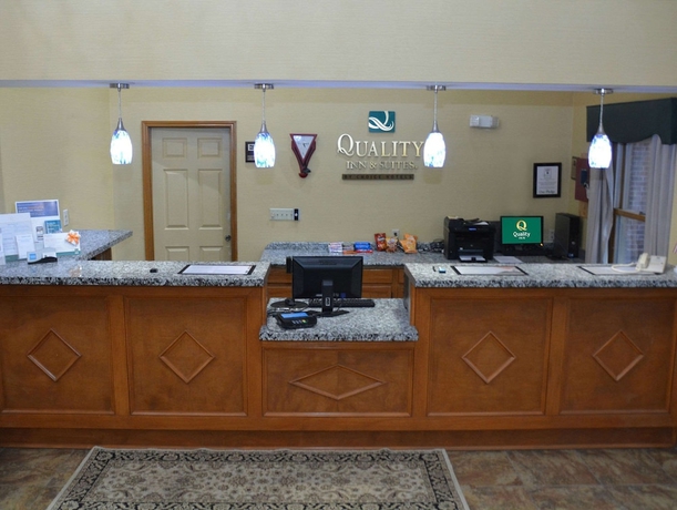 Imagen de los interiores del Hotel Quality Inn and Suites Dublin. Foto 15