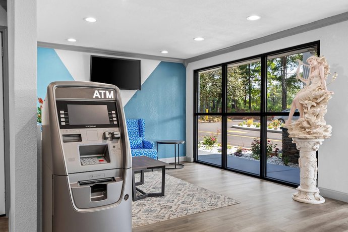 Imagen de los interiores del Hotel Quality Inn and Suites East Point - Atlanta Area. Foto 12