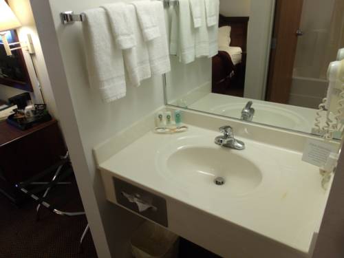 Imagen de la habitación del Hotel Quality Inn and Suites Eldridge Davenport North. Foto 4