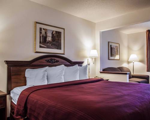 Imagen de la habitación del Hotel Quality Inn and Suites Eldridge Davenport North. Foto 12