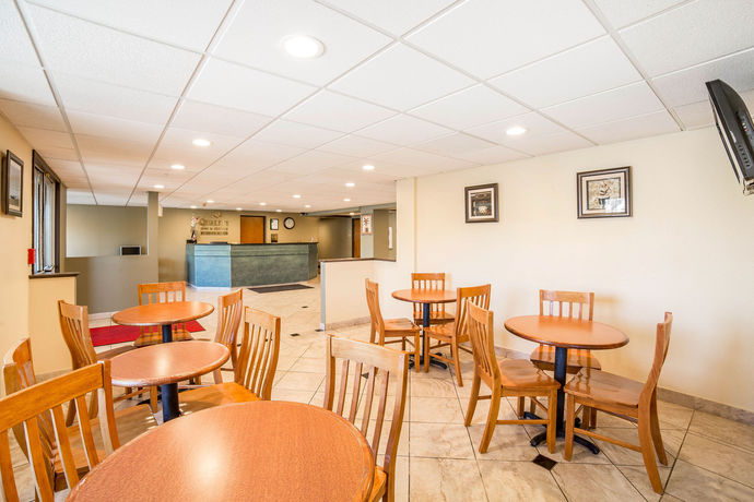 Imagen del bar/restaurante del Hotel Quality Inn and Suites Elko. Foto 2