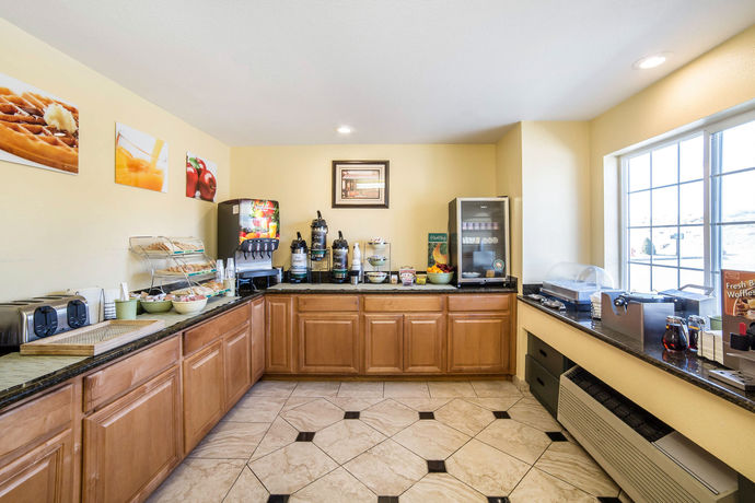 Imagen del bar/restaurante del Hotel Quality Inn and Suites Elko. Foto 3