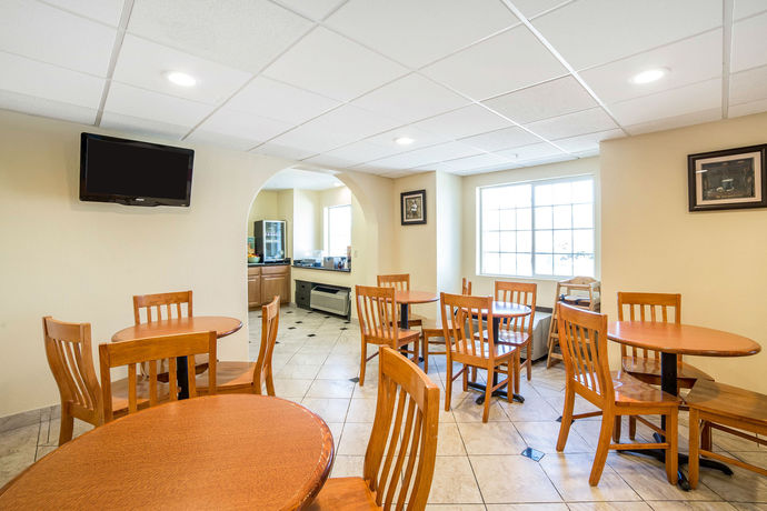 Imagen del bar/restaurante del Hotel Quality Inn and Suites Elko. Foto 4