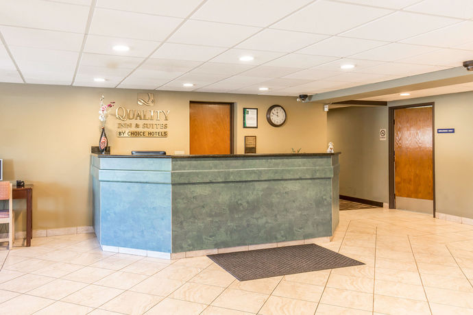 Imagen de los interiores del Hotel Quality Inn and Suites Elko. Foto 16