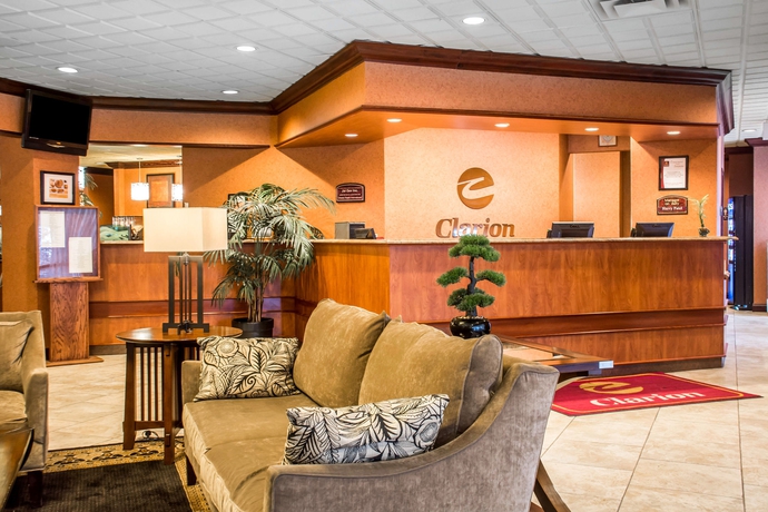 Imagen de los interiores del Hotel Quality Inn and Suites Fairgrounds. Foto 8