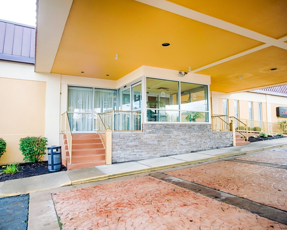 Imagen de los exteriores del Hotel Quality Inn and Suites Fairgrounds. Foto 6