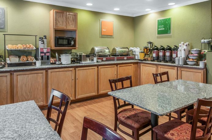 Imagen de la habitación del Hotel Quality Inn and Suites Farmington. Foto 8