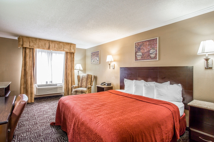 Imagen de la habitación del Hotel Quality Inn and Suites Ft. Jackson Maingate. Foto 6