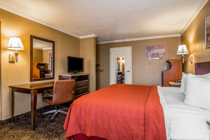 Imagen de la habitación del Hotel Quality Inn and Suites Ft. Jackson Maingate. Foto 10