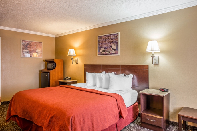 Imagen de la habitación del Hotel Quality Inn and Suites Ft. Jackson Maingate. Foto 11