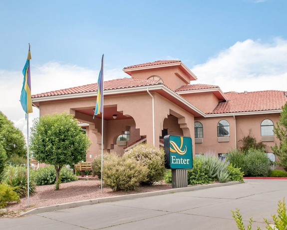 Imagen de los exteriores del Hotel Quality Inn and Suites Gallup I-40 Exit 20. Foto 13