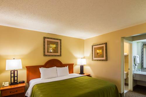 Imagen de la habitación del Hotel Quality Inn and Suites Garland - East Dallas. Foto 7