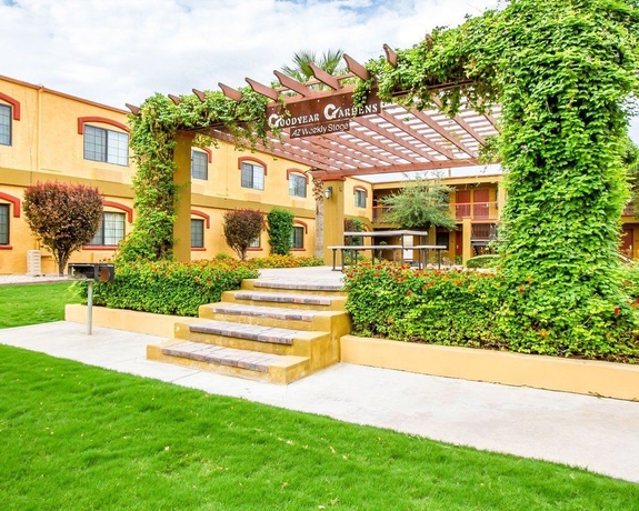Imagen de los exteriores del Hotel Quality Inn and Suites Goodyear - Phoenix West. Foto 12