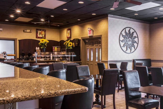 Imagen del bar/restaurante del Hotel Quality Inn and Suites Greenville - Haywood Mall. Foto 4