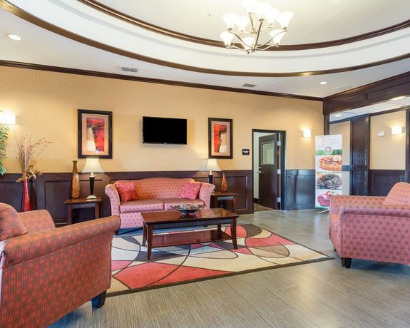 Imagen de los interiores del Hotel Quality Inn and Suites, Groesbeck. Foto 17