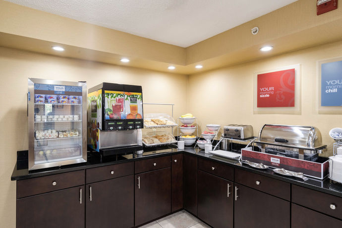 Imagen del bar/restaurante del Hotel Quality Inn and Suites, Hagerstown. Foto 2