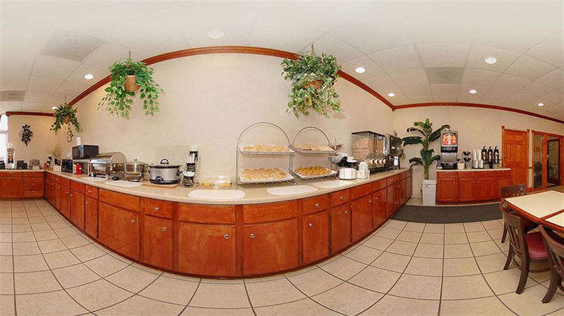Imagen del bar/restaurante del Hotel Quality Inn and Suites Hardeeville - Savannah North. Foto 3