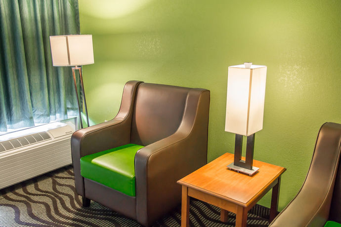Imagen de los interiores del Hotel Quality Inn and Suites Hardeeville - Savannah North. Foto 15