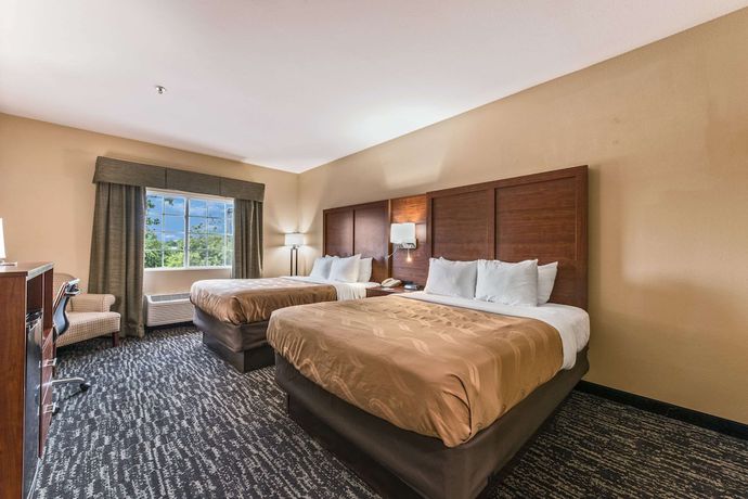 Imagen de la habitación del Hotel Quality Inn and Suites Hendersonville - Flat Rock. Foto 2